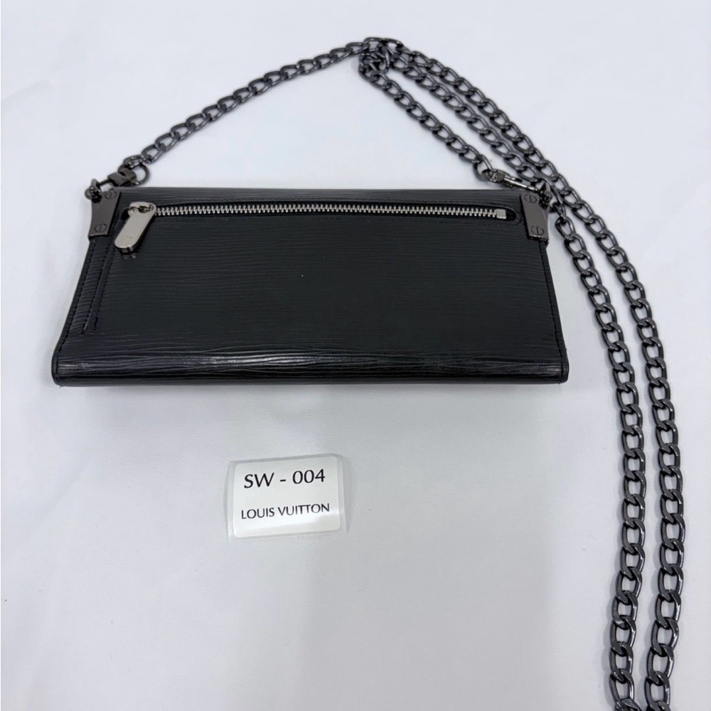 💯. Louis Vuitton Black Epi Eugenie Leather Chain Crossbody Wallet - Picture 3 of 6